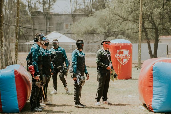 Explorez les meilleurs terrains de paintball à luynes !